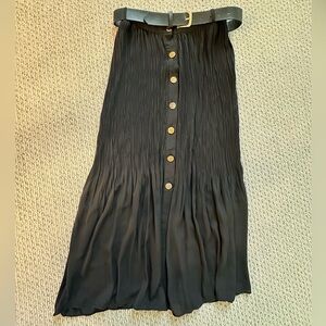 NWT Commense Skirt-S